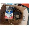 Image 2 : BOX OF ELECTRIC WATER TIMERS AND ELECTRIC FLOOR VENT