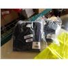 Image 2 : NEW CONDOR MEDIUM VESTS AND 5 NEW CONDOR 3XL SAFETY VESTS