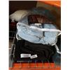 Image 2 : PILLOWS, MOVING BLANKET AND BLANKET AND CABBAGE PATCH DOLLS