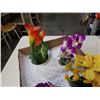 Image 2 : 4 ARTIFICIAL ORCHIDS