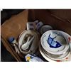 Image 2 : BOX OF EASTERN DISHES
