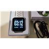 Image 4 : NEW WHITE SMARTWATCH WITH MAGNETIC CHARGER