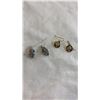 Image 8 : 4 TRAYS OF JEWELLERY