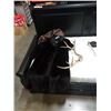Image 1 : FUR COAT AND ANIMAL HORNS