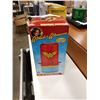 Image 1 : WONDER WOMAN POPCORN MAKER IN BOX