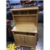 Image 2 : ONE PIECE HUTCH TOP CABINET