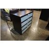 Image 2 : MODERN 4 DRAWER DRESSER WITH GLASS FRONT