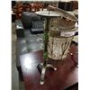 Image 2 : 2 CANDLESTICKS, METAL AND PLASTIC VASE