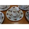 Image 2 : IMPERIAL POINSETTA CHINA PLATE CUP AND SAUCER SET