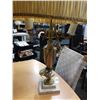 Image 3 : 2 VINTAGE TABLE LAMPS