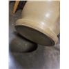 Image 3 : LARGE POTTERY PLANTER POT