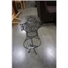 Image 3 : DECORATIVE METAL DRESS FORM