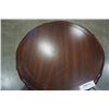 Image 8 : ROUND DIELCRAFT FRENCH PROVINCIAL ENDTABLE