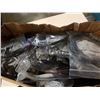 Image 3 : BOX OF HDMI CABLES