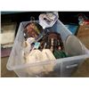 Image 1 : TOTE OF NEW ITEMS