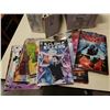 Image 2 : 2 BOXES OF COMICS