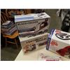 Image 2 : HAMILTON BEACH TOASTER, BLACK AND DECKER IRON ANDDIRT DEVIL HAND VACUUM