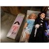 Image 2 : OPTICAL FIBRE LAMP AND 3 COLLECTOR DOLLS