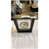 Image 1 : BATTERY POWERED SKELETON DESK CLOCK
