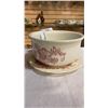 Image 2 : KINGSTON CHAMBER POT AND CHINA PLATE