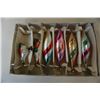 Image 2 : 3 BOXES OF VINTAGE CHRISTMAS ORNAMENTS