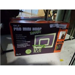 SKLZ PRO MINI HOOP GLOW IN THE DARK