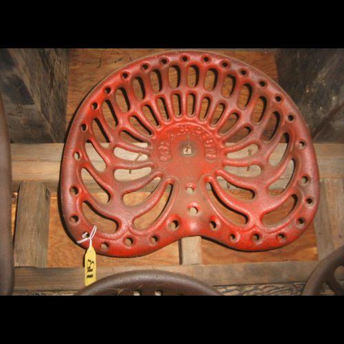 Cast Iron Tractor Seat Champion A 426