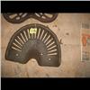 Image 1 : Cast Iron Tractor Seat