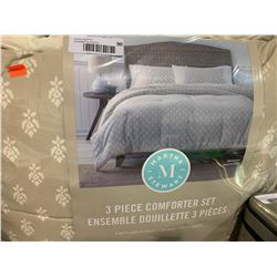 Martha Stewart 3-Piece Comforter Set