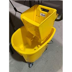 Mop Bucket/Wringer