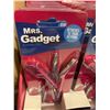 Image 2 : Case of Mrs. Gadget Keychain Tools