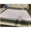 Image 2 : Floor model pillow top double mattress