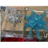 Image 2 : Lot of three home accents tree toppers