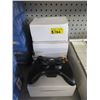 Image 1 : 4 XBOX 360 Wireless Controllers