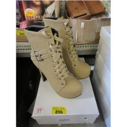 Pair of Size 37 Lace Up Boots - Brown