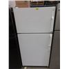 Image 1 : White GE Refrigerator