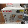 Image 1 : New T-Fal Deluxe 2 Slice Wide Slot Toaster