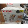 Image 1 : New T-Fal Deluxe 2 Slice Wide Slot Toaster