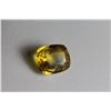 Image 1 : Natural Greenish Yellow Sapphire 4.60 Carats