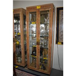 LIGHTED GLASS DISPLAY CASE W/2 DOORS (7' 9.5" X 2' 7.5")