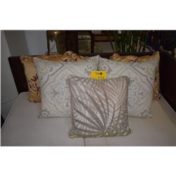 DECORATIVE THROW PILLOWS (6 PCS)