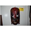 Image 2 : CARVED WOOD MASKS (2 PCS)