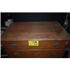 Image 2 : 5 DRAWER DRESSER (APPROX 2' 9" X 3' 8")