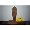 Image 1 : KING KAMEHAMEHA W/SURF BOARD STATUE (10")