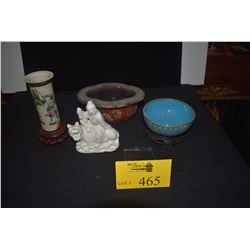 CHINESE MIXED LOT: ANTIQUE AND VINTAGE BOWLS, FIGURE, PORCELAIN W/STANDS (4 PCS)