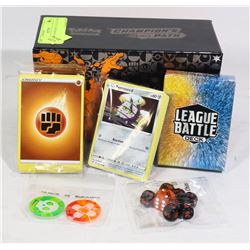 POKEMON CHARIZARD COLLECTORS BOX CARDS