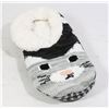 Image 1 : NON-SKID  COZY SLIPPER SIZE 4-10
