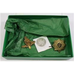 VINTAGE PINS ARMY CANADIAN ARMY