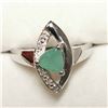 Image 1 : RHODIUM PLATED ST.SILVER EMERALD(0.6CT) RING