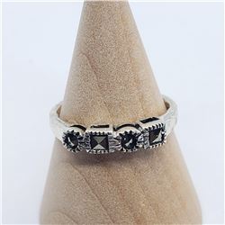 SILVER MARCASITE  RING (~SIZE 6)